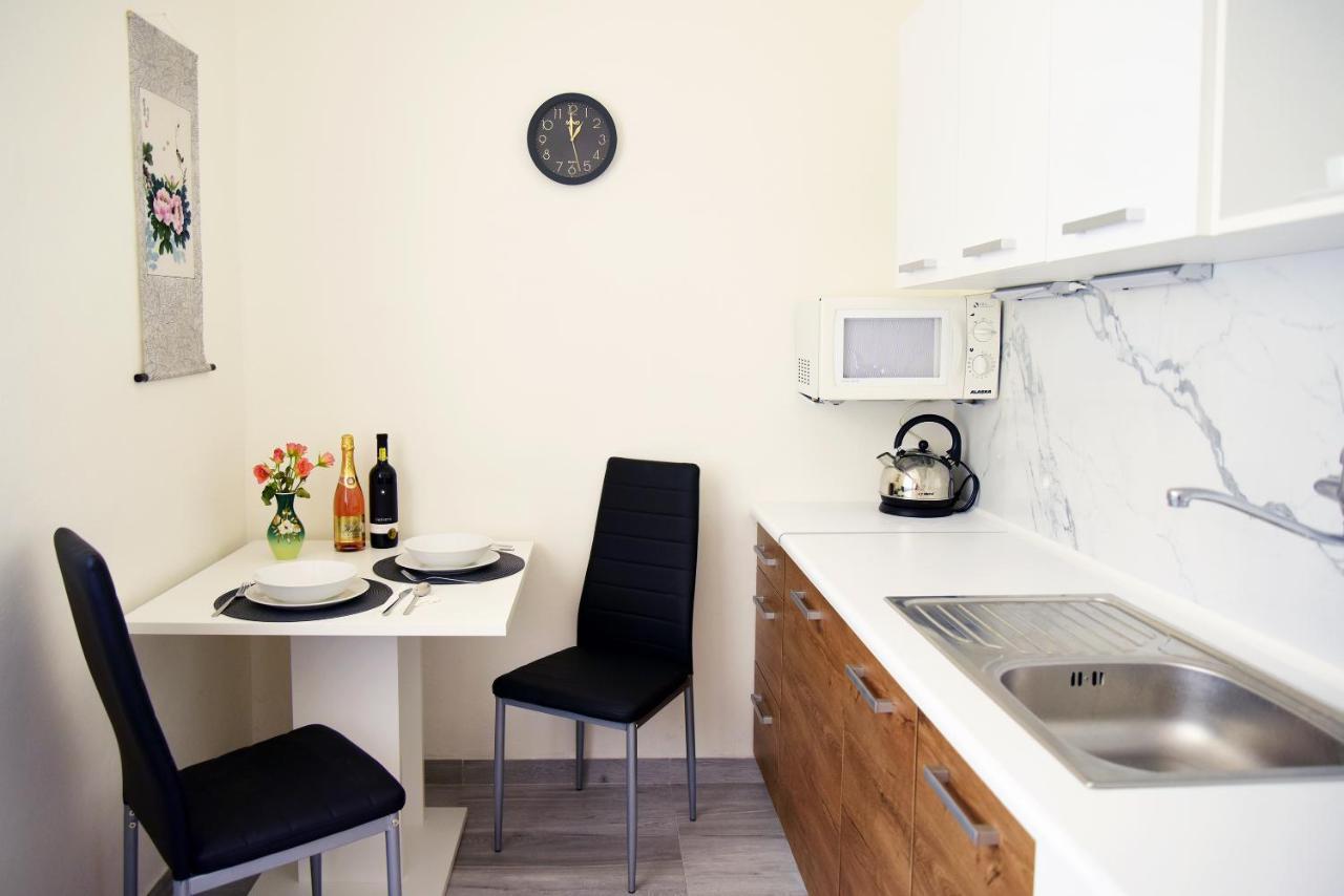 Apartment, Sun Terrace, Privat Parking Banská Bystrica Esterno foto