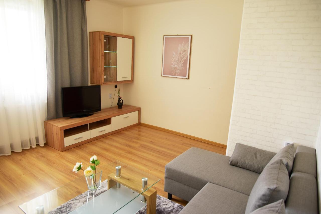 Apartment, Sun Terrace, Privat Parking Banská Bystrica Esterno foto