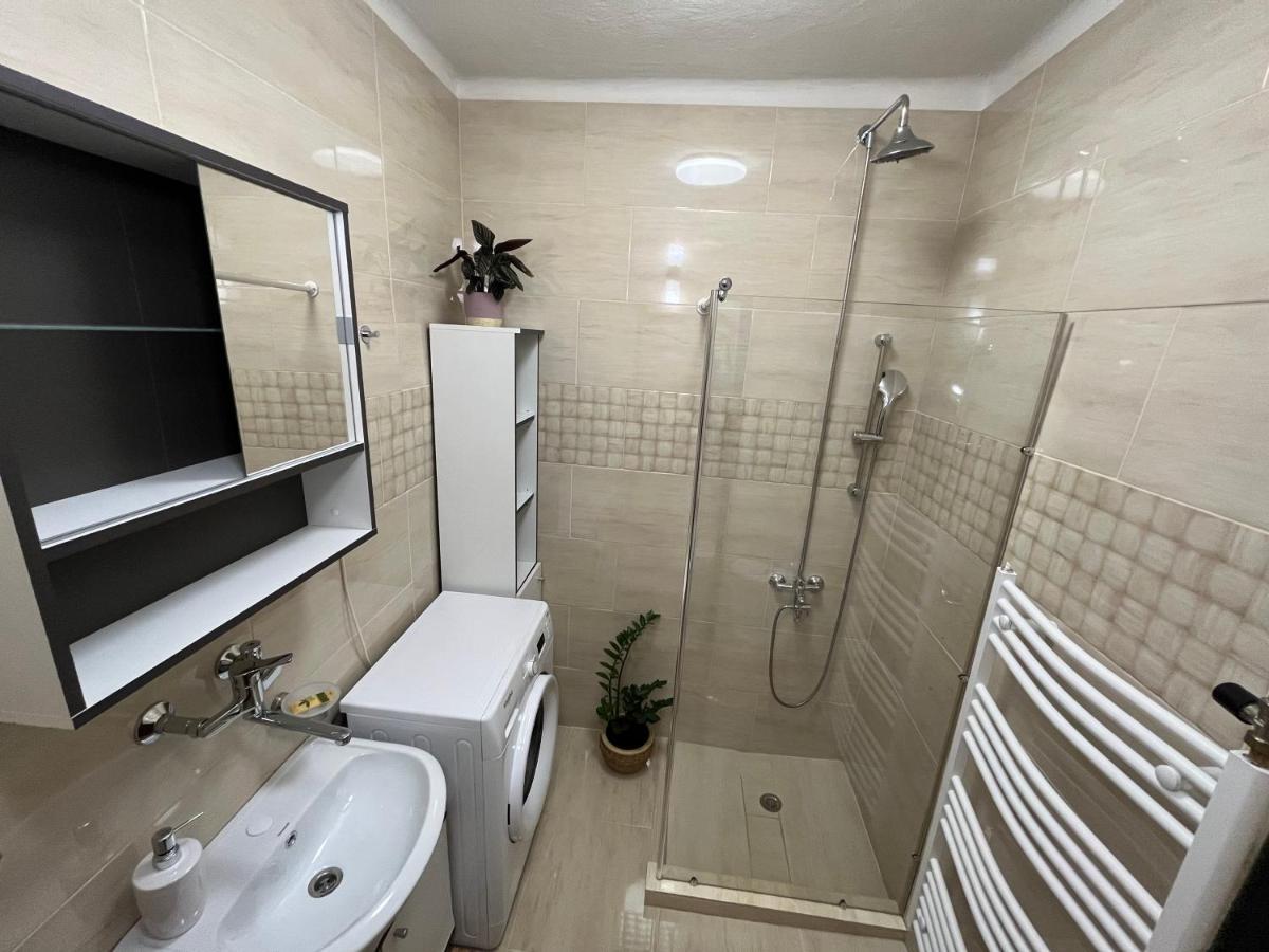 Apartment, Sun Terrace, Privat Parking Banská Bystrica Esterno foto